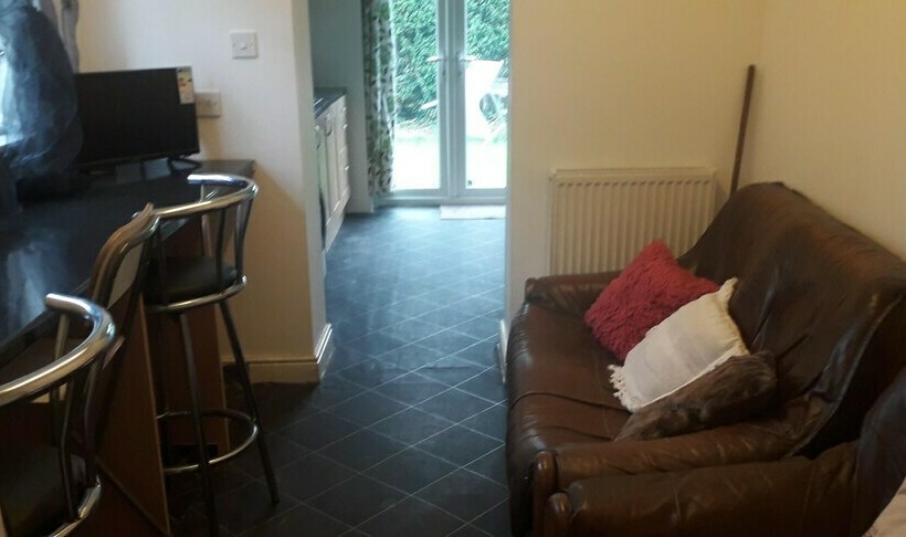 اقامتگاه Homely 4 Bed House In Manchester