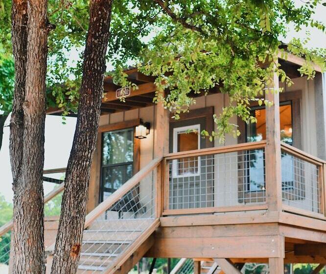 19 Son S Geronimo   Birdhouse Cabin
