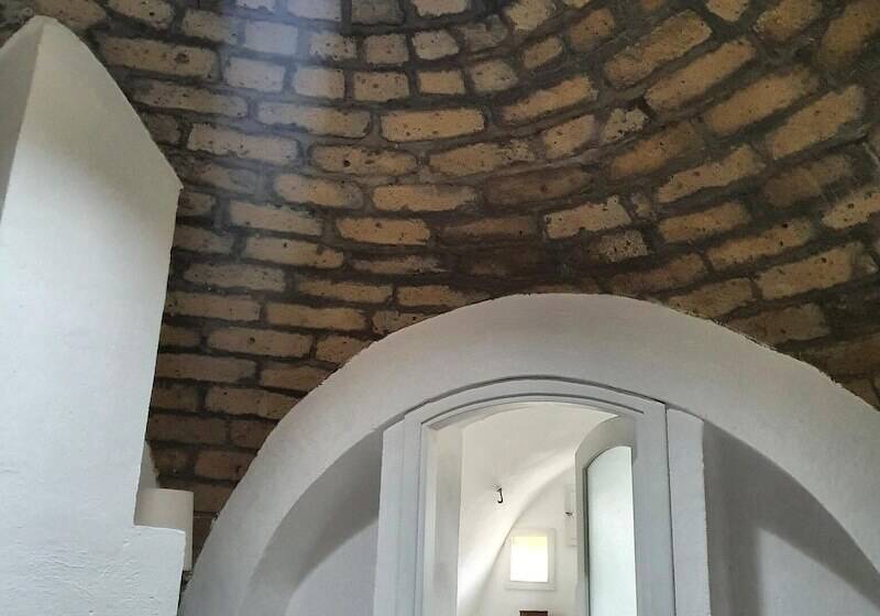اقامتگاه Naples Countryside, One Of A Kind Dome Experience