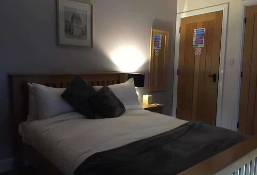 تختخواب و صبحانه The George At Ashley