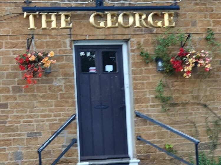 تختخواب و صبحانه The George At Ashley
