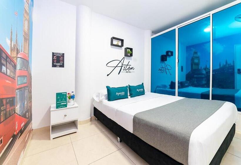 هتل Aston