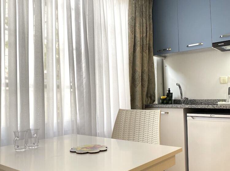 Amsterdam Otel & Suite