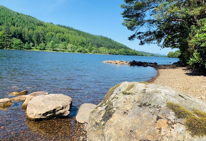 בית מלון כפרי Bright Star Lodge