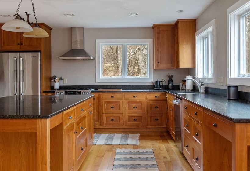 פנסיון River House In The Heart Of Middlebury