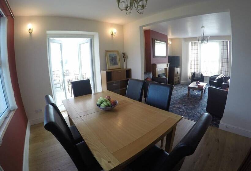 דירת נופש Beautiful And Spacious House In North Wales, Uk