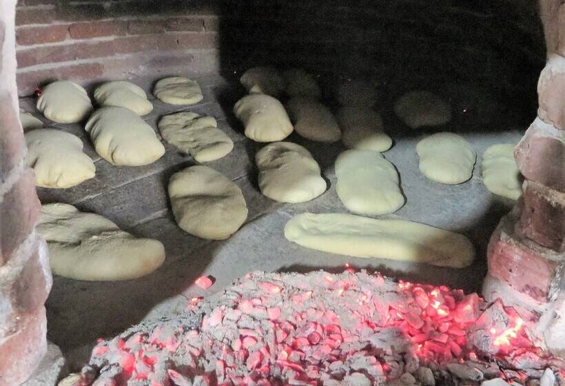 住所  Casa Mimi Garden With A View Cuglieri Sardinia