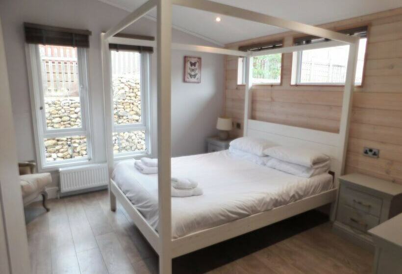 إقامة Lovely 5 Berth Lodge In North Walsham