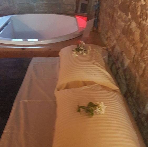 Room In B&b   #fortcozzo_2021 #jacuzzisuite #sauna