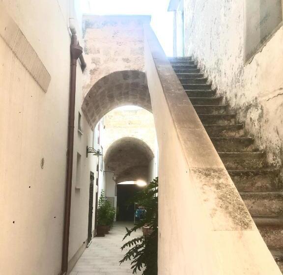 هتل Albergo Diffuso Cortellenica