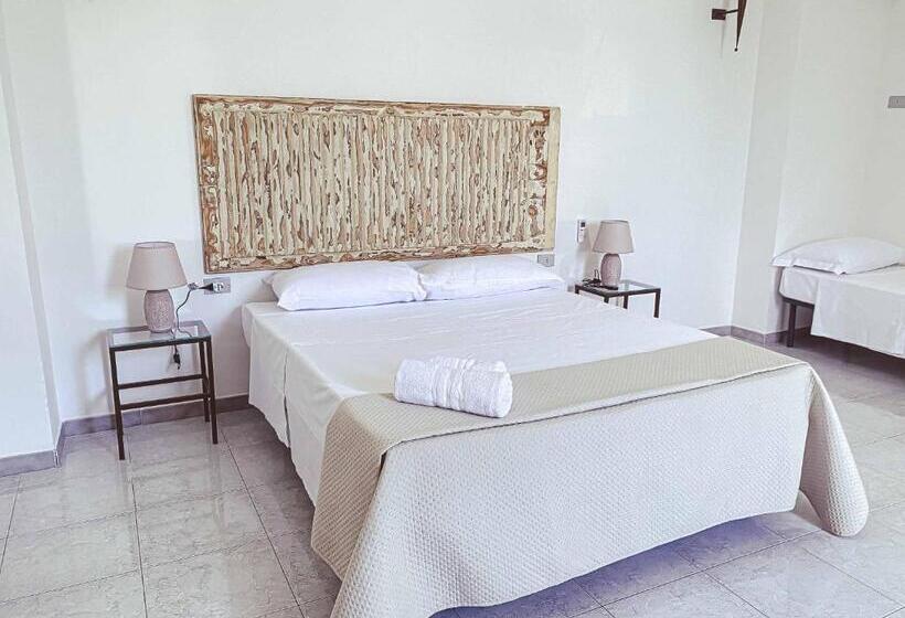 هتل Albergo Diffuso Cortellenica