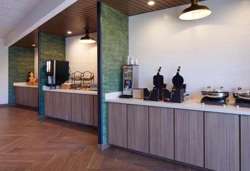 هتل Fairfield By Marriott Inn & Suites Palmdale West