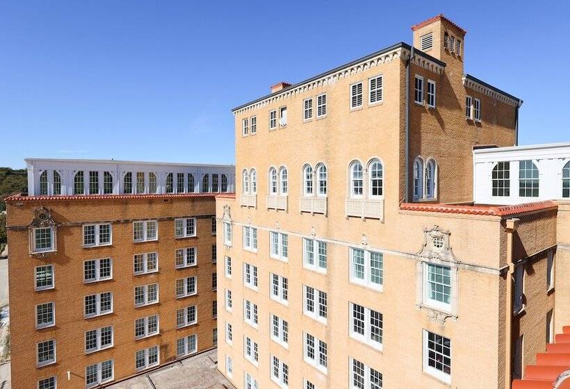 בית מלון כפרי The Crazy Water