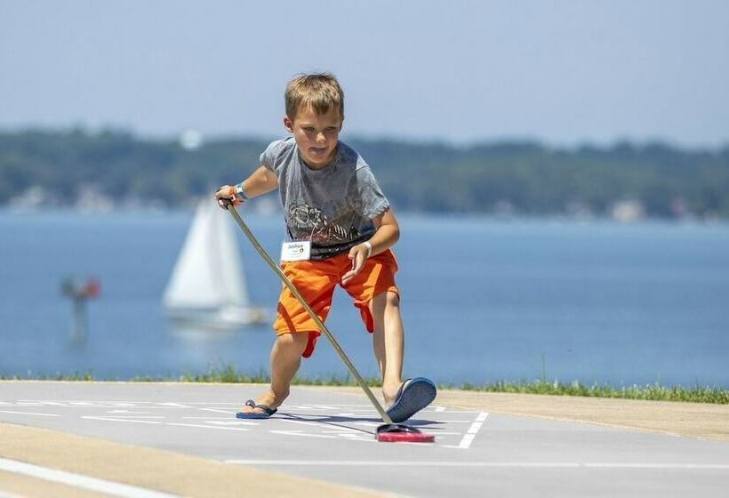 پانسیون Top Floor Deluxe Suite Bay View