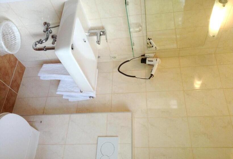 צימר Gasthof Pension Silvia