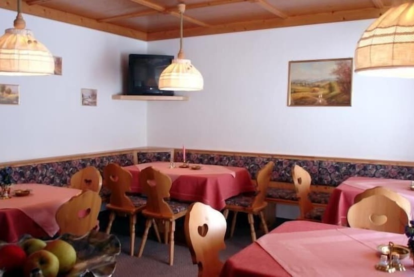 Bed and Breakfast Intermontana Hotel Garni