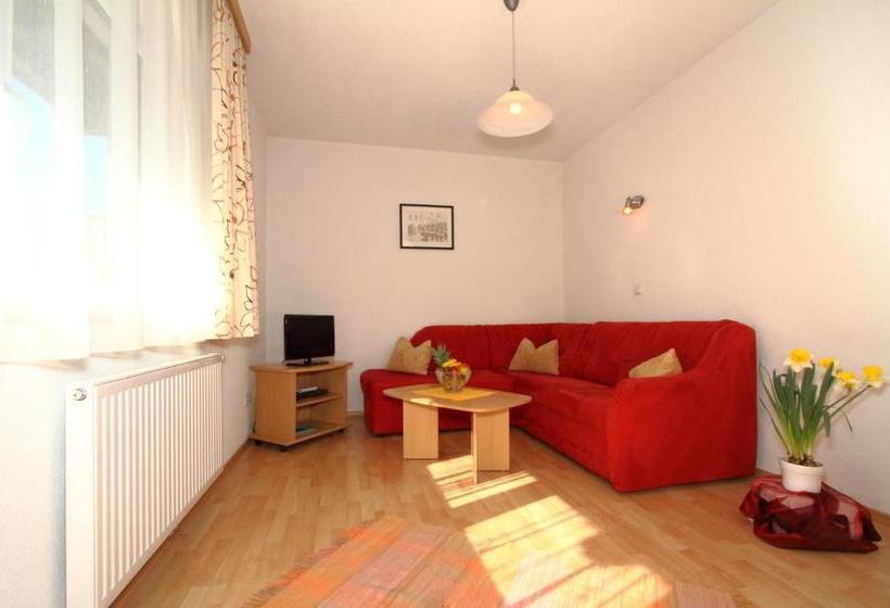 בית מלון כפרי Adlerhof