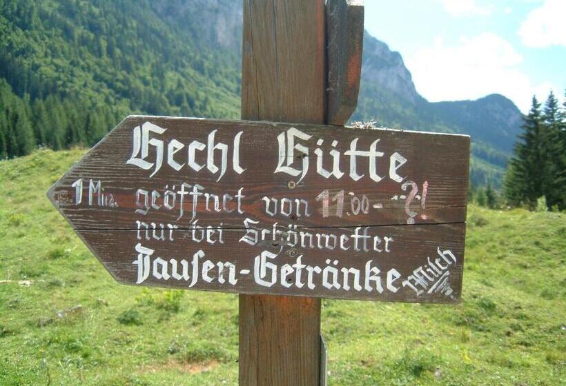 ホテル Der Hechl