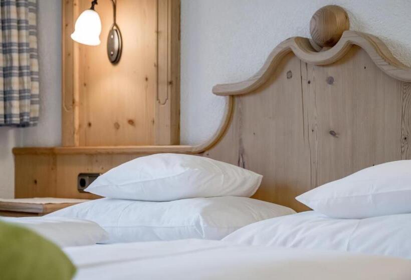 בית מלון כפרי Fischer Am See