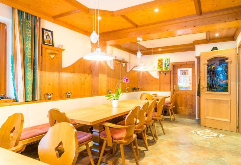 בית מלון כפרי Hansalagut