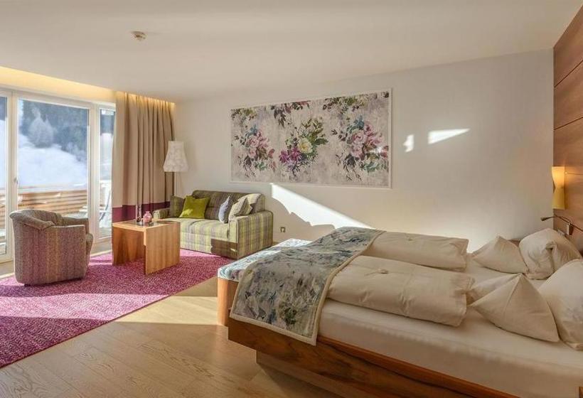 Juffing Hotel & Spa