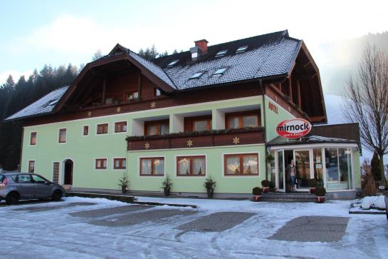 فندق Naturoase Appartements Mirnock