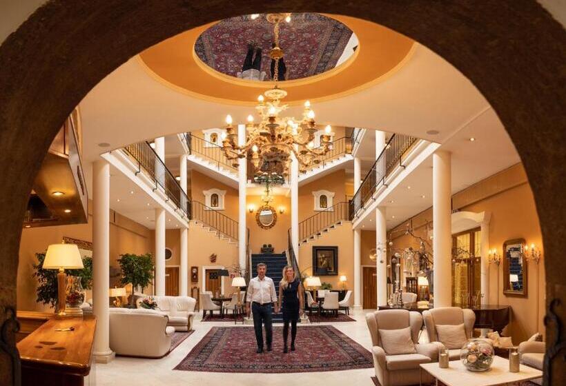 فندق Stenitzer