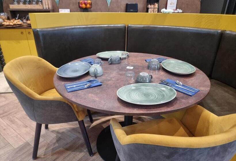 בית מלון כפרי Ibis Styles Dijon Sud Domaine De Beauregard 21600 Longvic