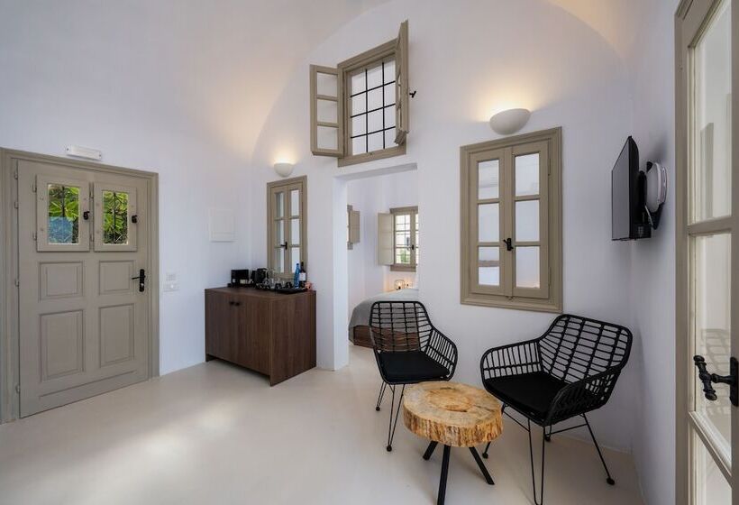 هتل Azanti Suites