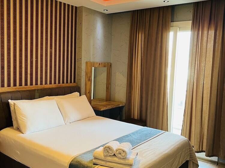 Aria Plus Ev Otel