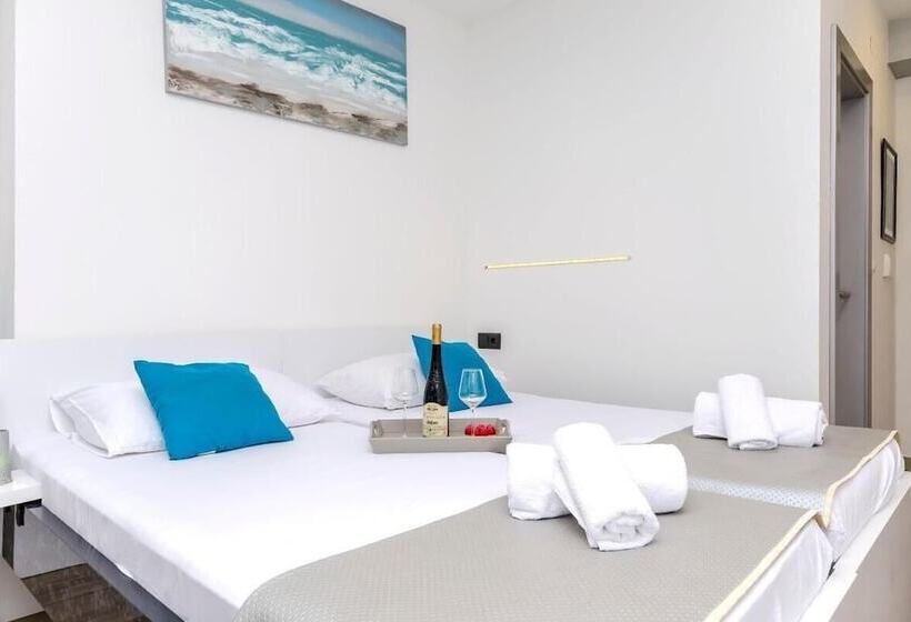 펜션 Room In B&b All Saints Suites B&b Kastela