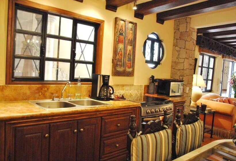 تختخواب و صبحانه Casa De Los Chiqueados