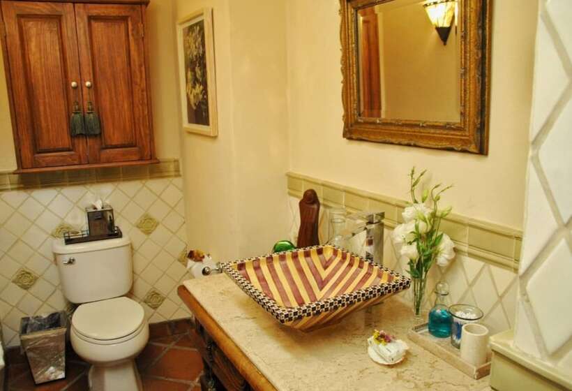 تختخواب و صبحانه Casa De Los Chiqueados