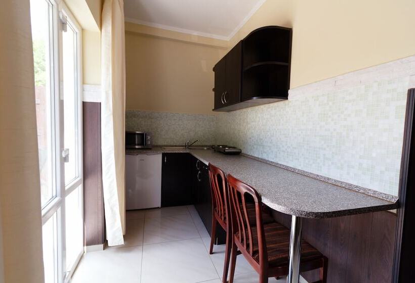 بنسيون Bella Villa Siofok