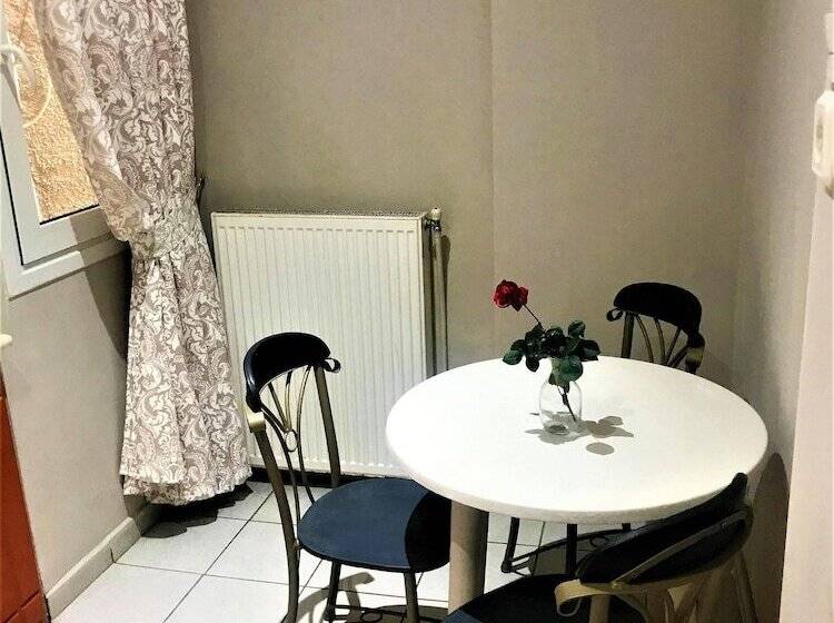 پانسیون Our Newly Renovated Apartment In Limenaria, Only Five Minutes Away From Center