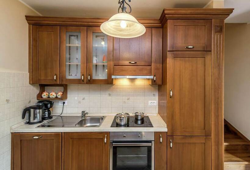 Villa For Up To 8 Persons, With Private Garden And Pool