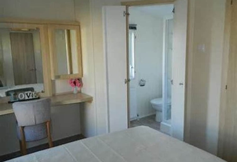 Beautiful Spacious Caravan In South Lake District