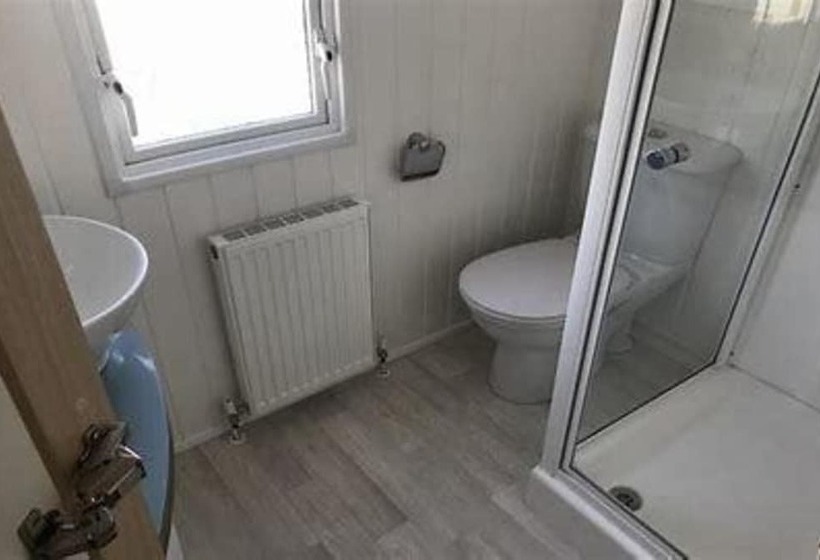 Beautiful Spacious Caravan In South Lake District