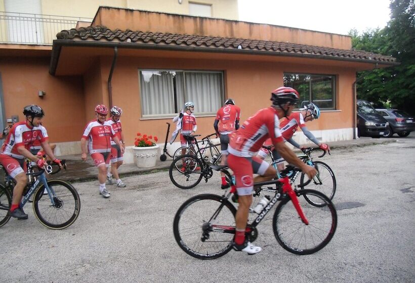 צימר Settecolli Sport Hostel   Double Room 105