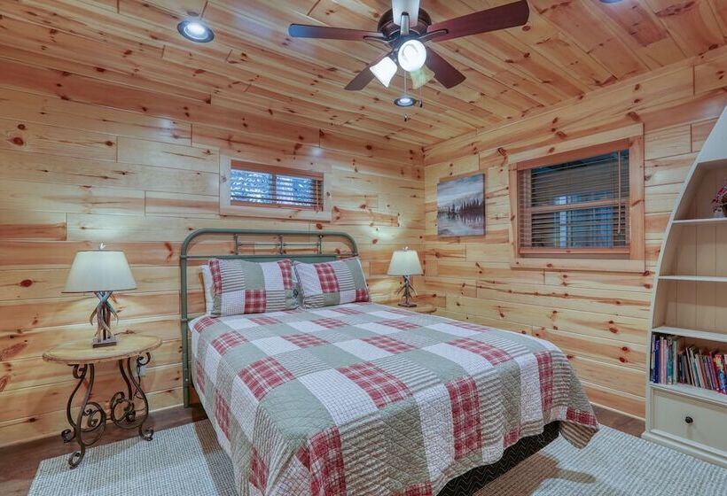 Beside Still Water 1 2 Bedrooms, 2 Baths, Sleeps 6 Home By Redawning