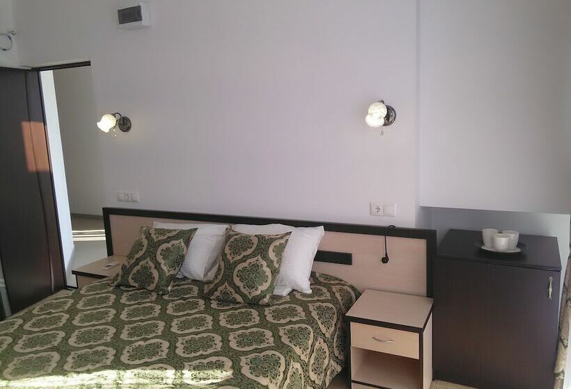 בית מלון כפרי Astra