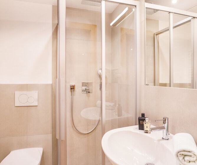 پانسیون Aliona Apart