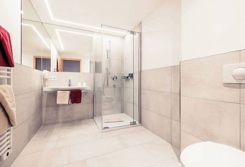 تختخواب و صبحانه Andre Arnold   Boutique Pension