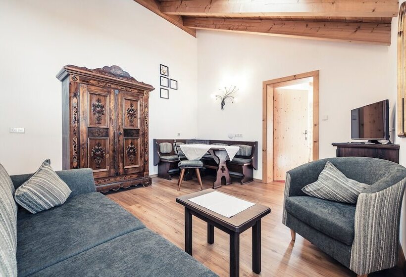 تختخواب و صبحانه Andre Arnold   Boutique Pension