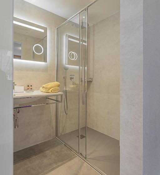 تختخواب و صبحانه Garni Vierjahreszeiten