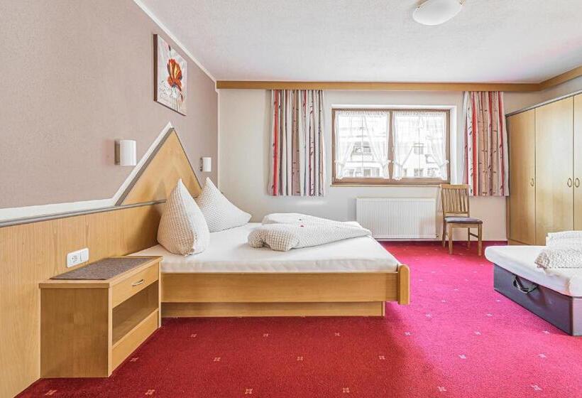 تختخواب و صبحانه Garni Vierjahreszeiten