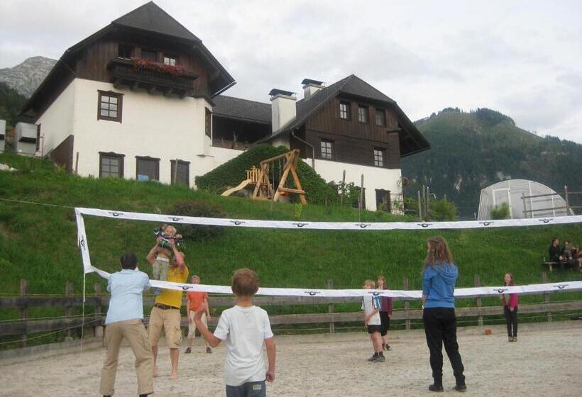 ベッドアンドブレックファースト Landhaus Seebacher