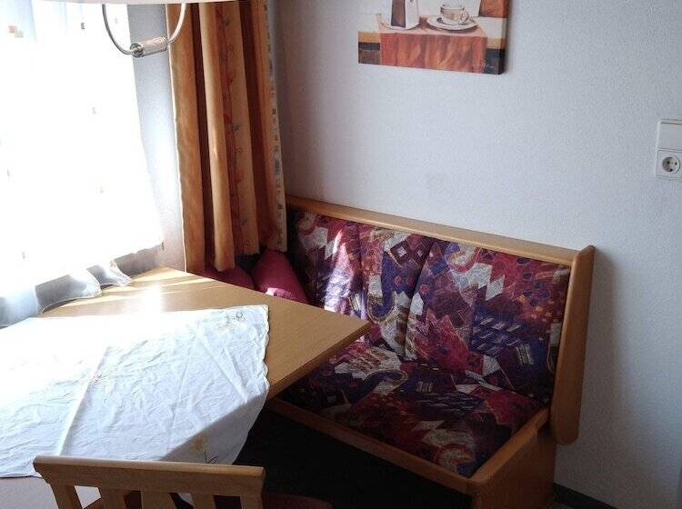צימר Pension Weirather