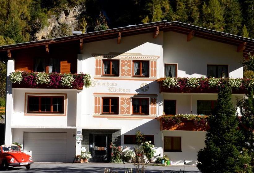 Bed and Breakfast Ferienhaus Waldner