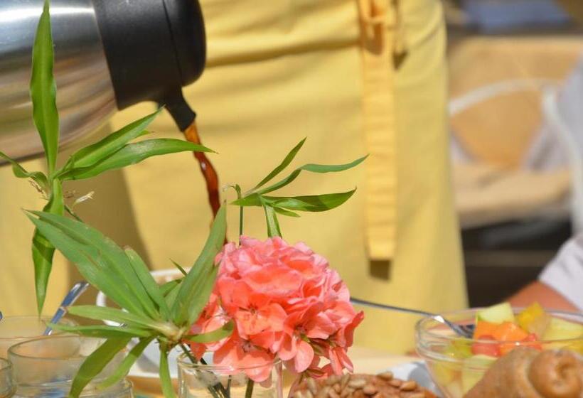 هتل Garni Elisabeth